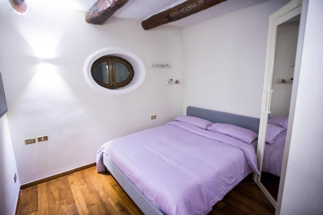 Ferienwohnung Hause Naty Spaccanapoli Exterior foto